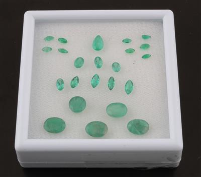 Lot aus losen Smaragden zus.8,60 ct - Exkluzivní diamanty a drahokamy