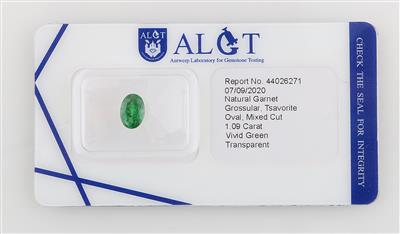 Loser Granat (Tsavorit) 1,09 ct - Exkluzivní diamanty a drahokamy