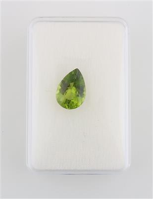 Loser Peridot 5,89 ct - Exclusive diamonds and gems