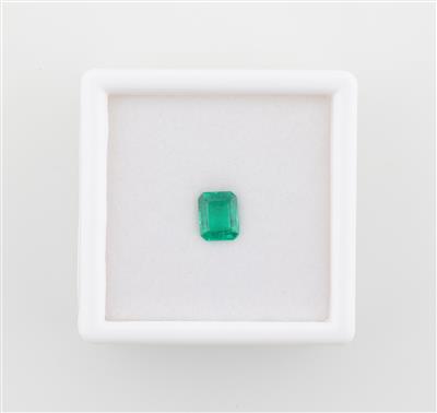 Loser Smaragd 0,92 ct - Exklusive Farbsteine