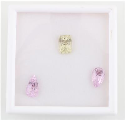 Lot aus 2 losen Kunziten 20,90 ct und 1 losem Hiddenit 15,70 ct - Diamanti e pietre preziose esclusivi