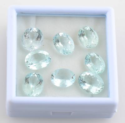 8 lose Aquamarine zus.30,60 ct - Exklusive Farbsteine