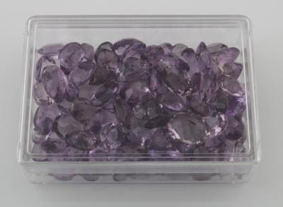 Lose Amethyste zus. 350,90 ct - Exkluzivní diamanty a drahokamy