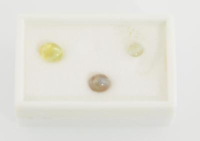 3 lose Chrysoberylle tlw. Katzenauge zus. 6,20 ct - Gioielli scelti