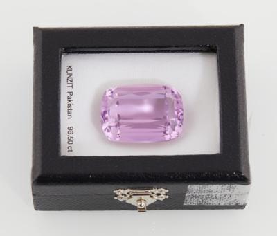 Loser Kunzit 96,50 ct - Exclusive Gemstones