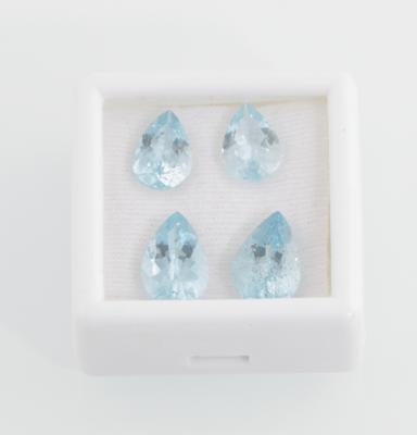 4 lose Aquamarine zus.10,80 ct - Exclusive Gemstones