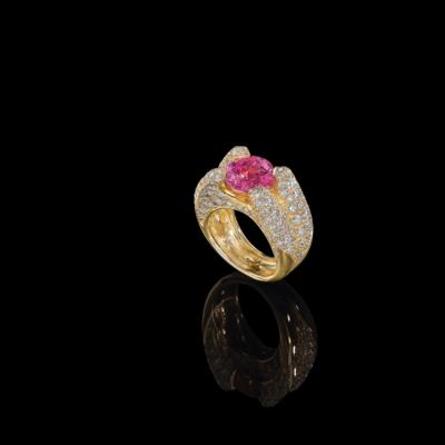 Brillantring mit rosa Saphir ca. 5,57 ct - Exquisite jewellery