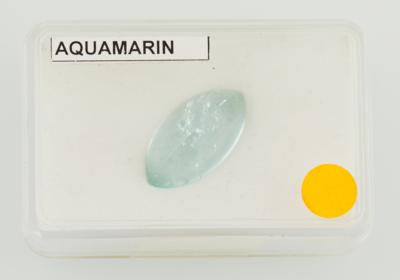 Loser Aquamarin 11,75 ct - Exklusive Farbsteine