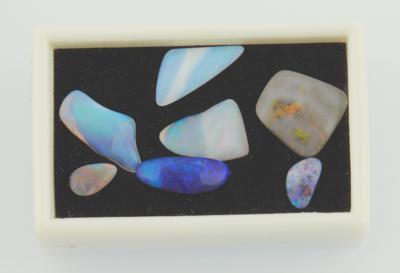 7 lose Opale tlw. Boulder zus.17,60 ct - Exquisite gemstones