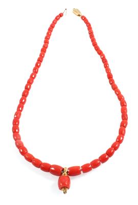 Korallenhalskette - Schmuck Onlineauktion