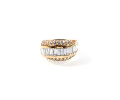 Brillant Diamant Damenring zus. ca. 2,70 ct - Jewellery