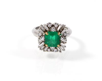 Smaragd-Diamantring zus. ca. 2,30 ct - Jewellery