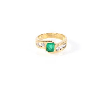 Brillant-Smaragdring zus. ca. 0,70 ct - Gioielli