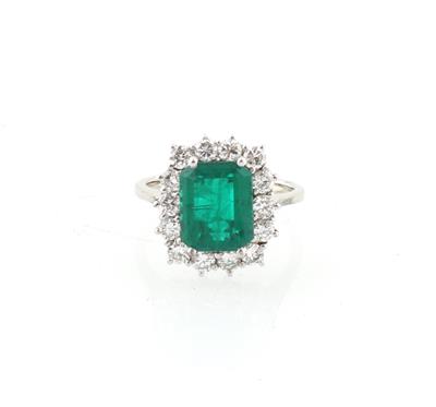Brillantring mit synthetischem Smaragd - Jewellery
