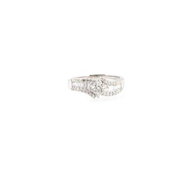 Diamantdamenring zus. ca. 0,80 ct - Schmuck