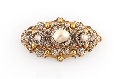 Griesperlen Brosche - Jewellery