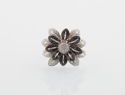 Diamant Blütenring mit tlw. behandelten Diamanten zus. ca. 1,60 ct - Schmuck