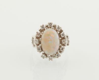 Brillant Opalring - Mother's Day Auction Jewellery