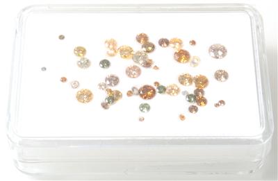 Lot aus losen Brillanten zus. 3,39 ct - Diamant-, Farb- und Schmucksteine