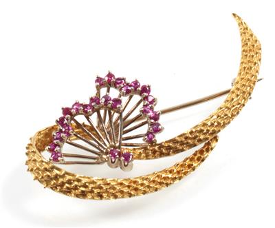 Rubinbrosche - Jewellery