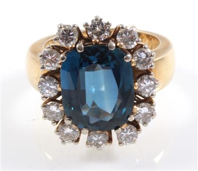 Saphir Brillantring - Diamanten und exklusive Farbsteinvarietäten