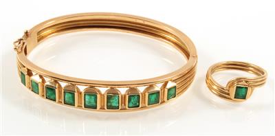 Smaragdgarnitur - Diamanten und exklusive Farbsteinvarietäten