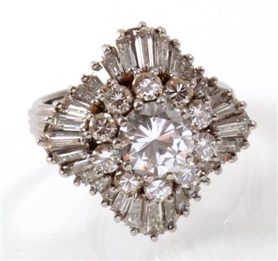 Diamantring zus. ca. 3,20 ct - Schmuck