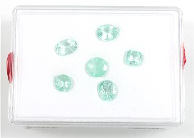 Lot lose Smaragde zus. 14,50 ct - Exklusive Diamanten und Farbsteine