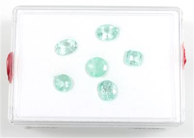 Lot lose Smaragde zus. 14,50 ct - Gioielli