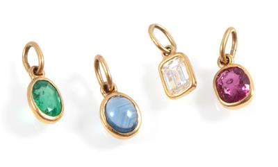 Vier Diamant Farbsteinanhänger - Exklusive Diamanten und Farbsteine
