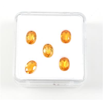 5 lose gelbe Saphire zus. 4,57 ct - Exklusive Diamanten und Farbsteine