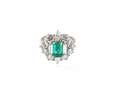 Smaragd-Diamantring zus. ca. 3,12 ct - Jewellery