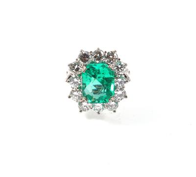 Smaragd-Brillantdamenring ca. 7,00 ct - Exklusive Diamanten und Farbsteine