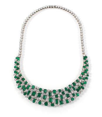 Brillant-Smaragdcollier zus. ca. 53,4 ct - Klenoty