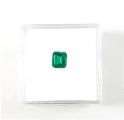 Loser Smaragd 0,59 ct - Exklusive Diamanten und Farbsteine