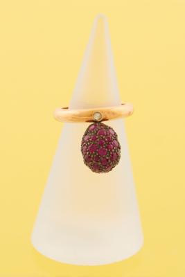 Ring mit behandelten Rubinen zus. ca. 4,60 ct - Schmuck