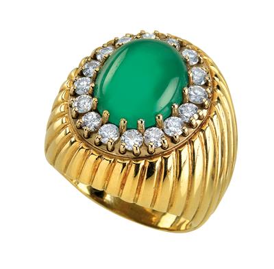 A brilliant and emerald ring - Klenoty