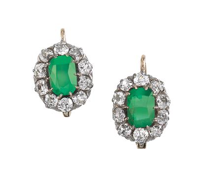 A pair of diamond and emerald ear rings - Jewellery