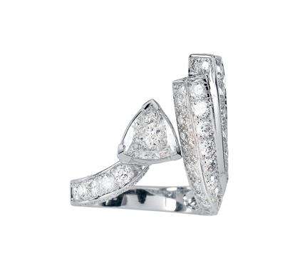 A diamond ring, total weight ca. 4,35 ct - Jewellery