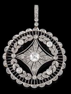 An Art Deco diamond pendant total weight c. 1.30 ct - Jewellery