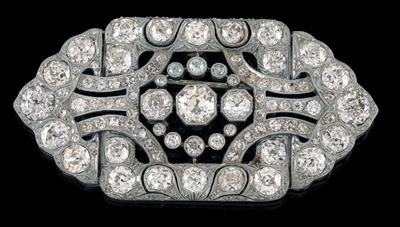 An Art Deco diamond brooch total weight c. 12 ct - Jewellery