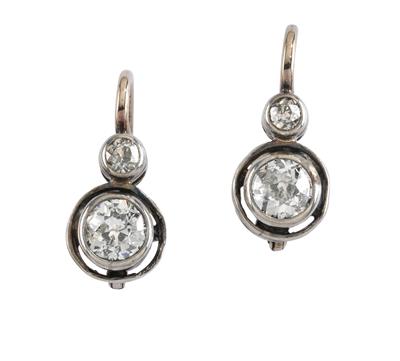 A pair of old-cut brilliant ear pendants, total weight ca. 1 ct - Jewellery