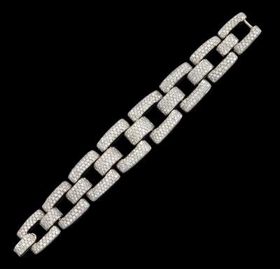 A brilliant bracelet, total weight ca.33 ct - Jewellery