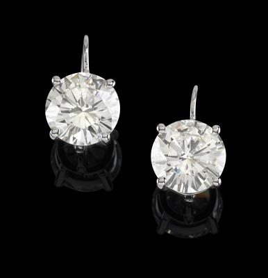 A pair of brilliant ear rings, total weight 8,46 ct - Klenoty