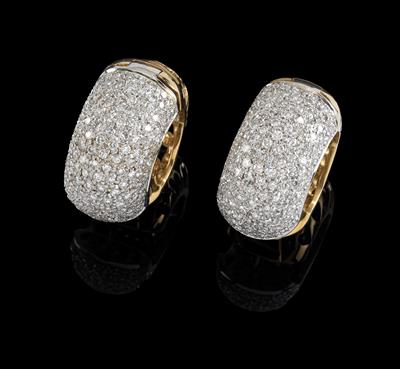A pair of brilliant ear rings, total weight ca. 4,50 ct - Klenoty