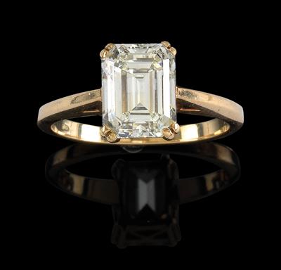 A diamond solitaire 3,04 ct - Jewellery