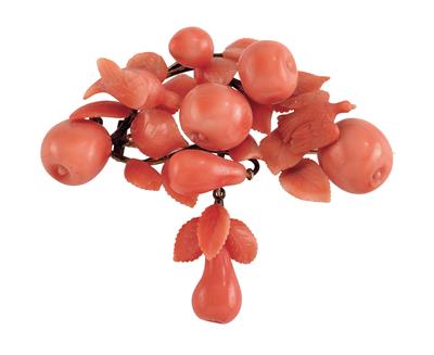 A coral brooch - Klenoty