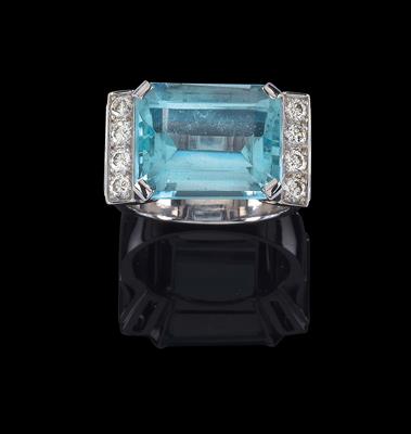 An aquamarine ring c. 17 ct - Jewellery