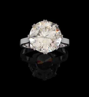 A brilliant solitaire c. 5.90 ct - Jewellery