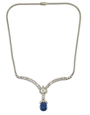 A necklace with untreated sapphire c. 8.70 ct - Jewellery